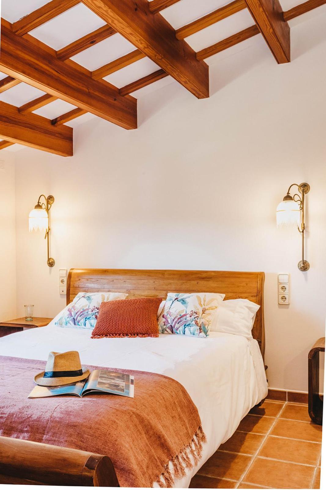 Son Granot Hotel Ес-Кастель Номер фото